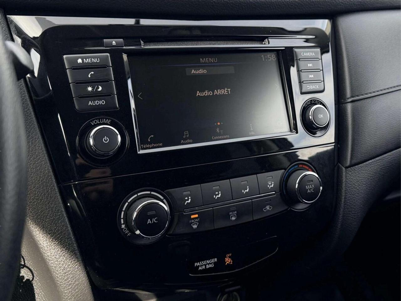 2018 Nissan Rogue S Photo