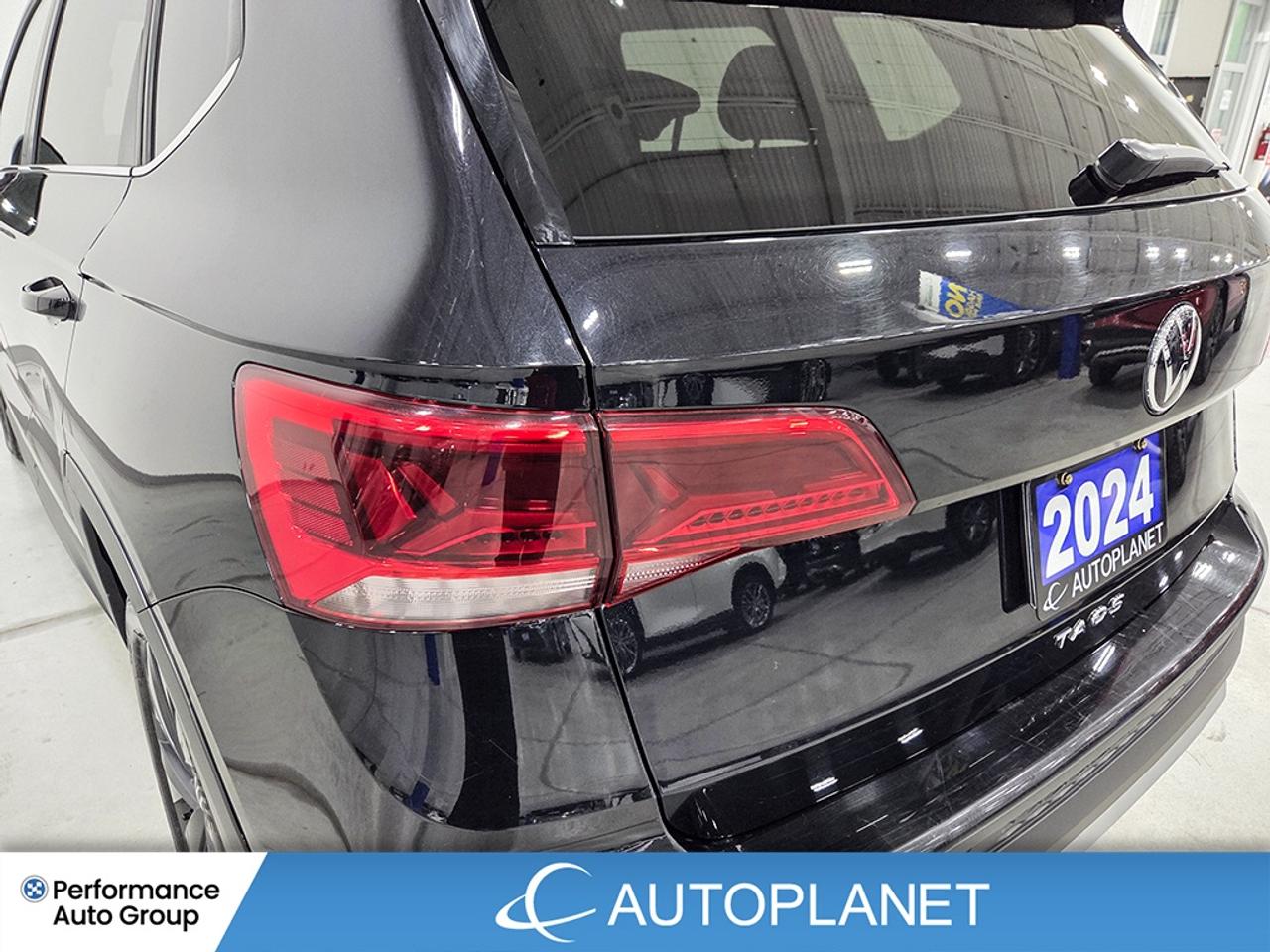 2024 Volkswagen Taos Comfortline, Pano Roof, Back Up Cam! Photo