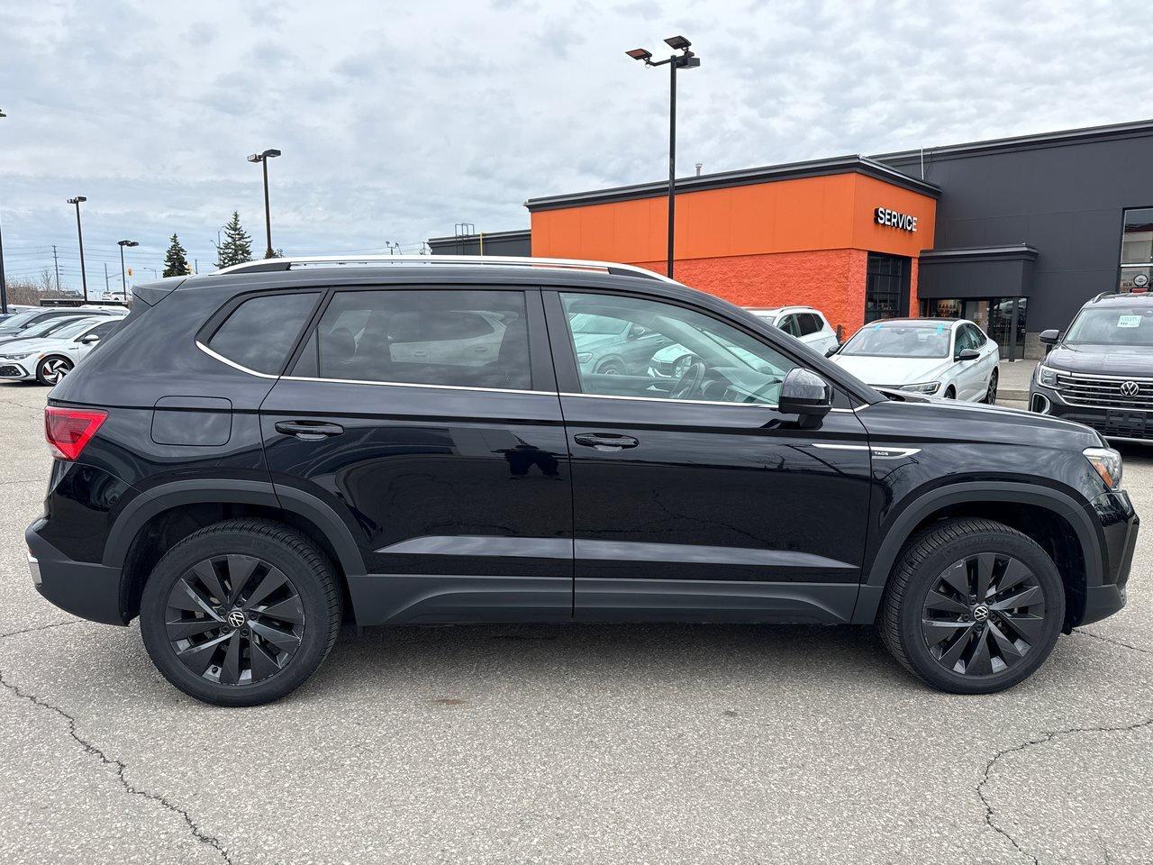 2024 Volkswagen Taos Comfortline FWD Photo