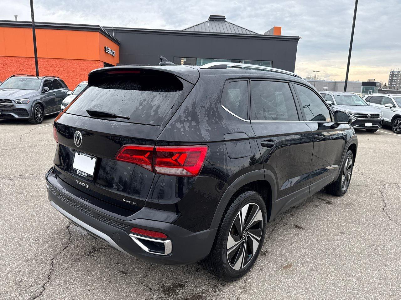 2024 Volkswagen Taos Comfortline 4Motion Photo