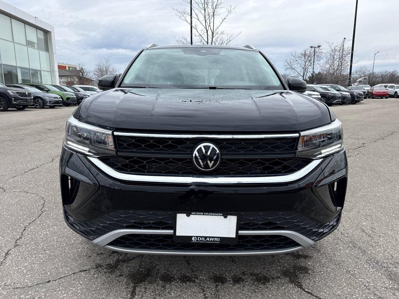 2024 Volkswagen Taos Comfortline 4Motion Photo