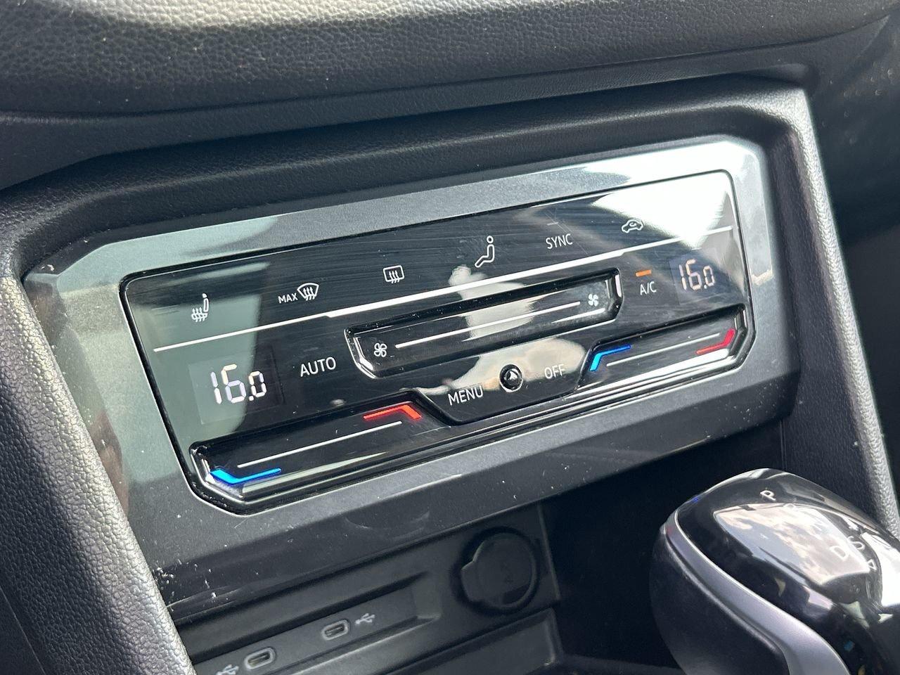 2022 Volkswagen Tiguan Comfortline 2.0T 8sp at w/Tip 4M Alloy Wheels  Rem Photo