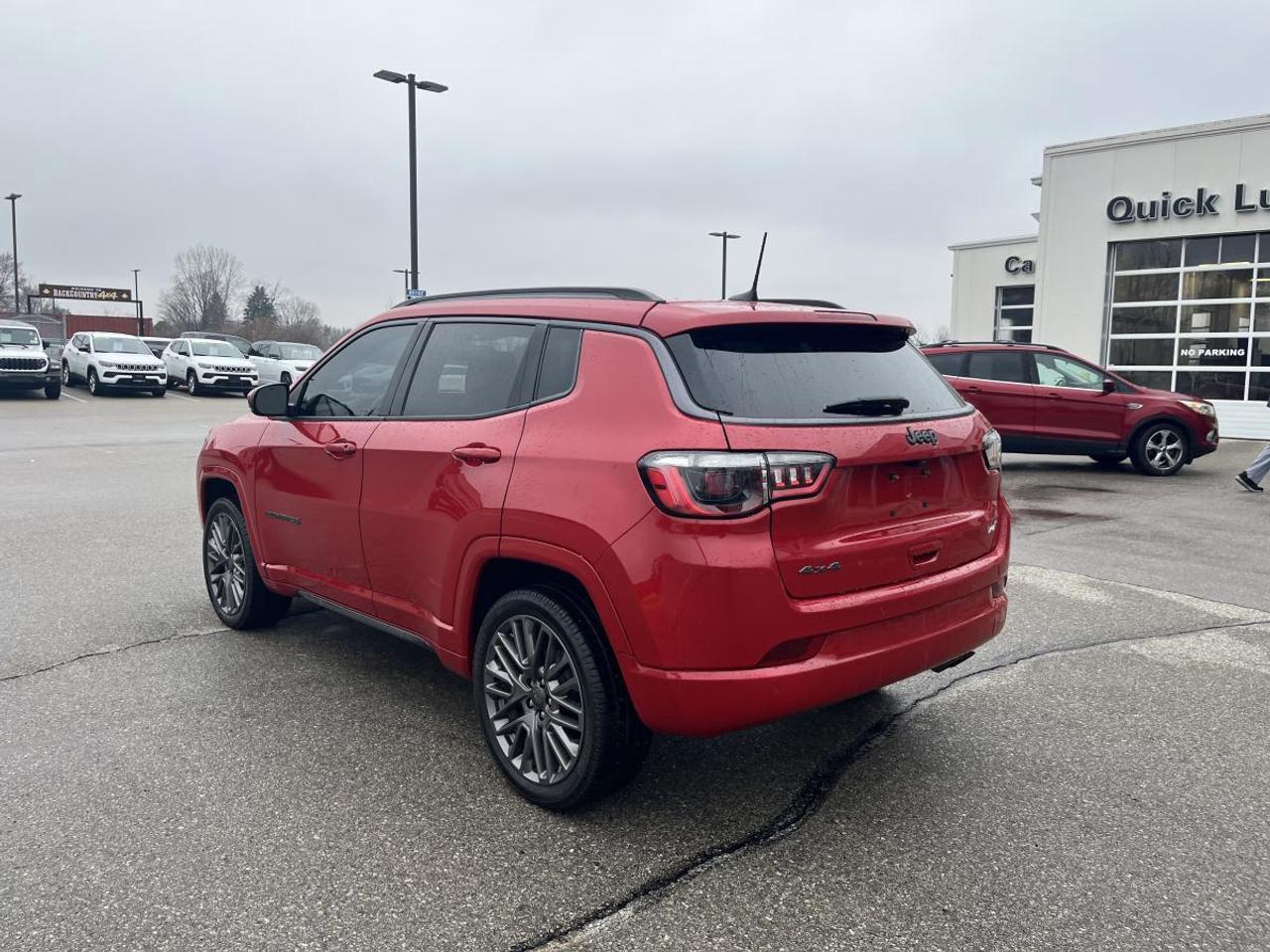 2022 Jeep Compass RED Edition Photo3