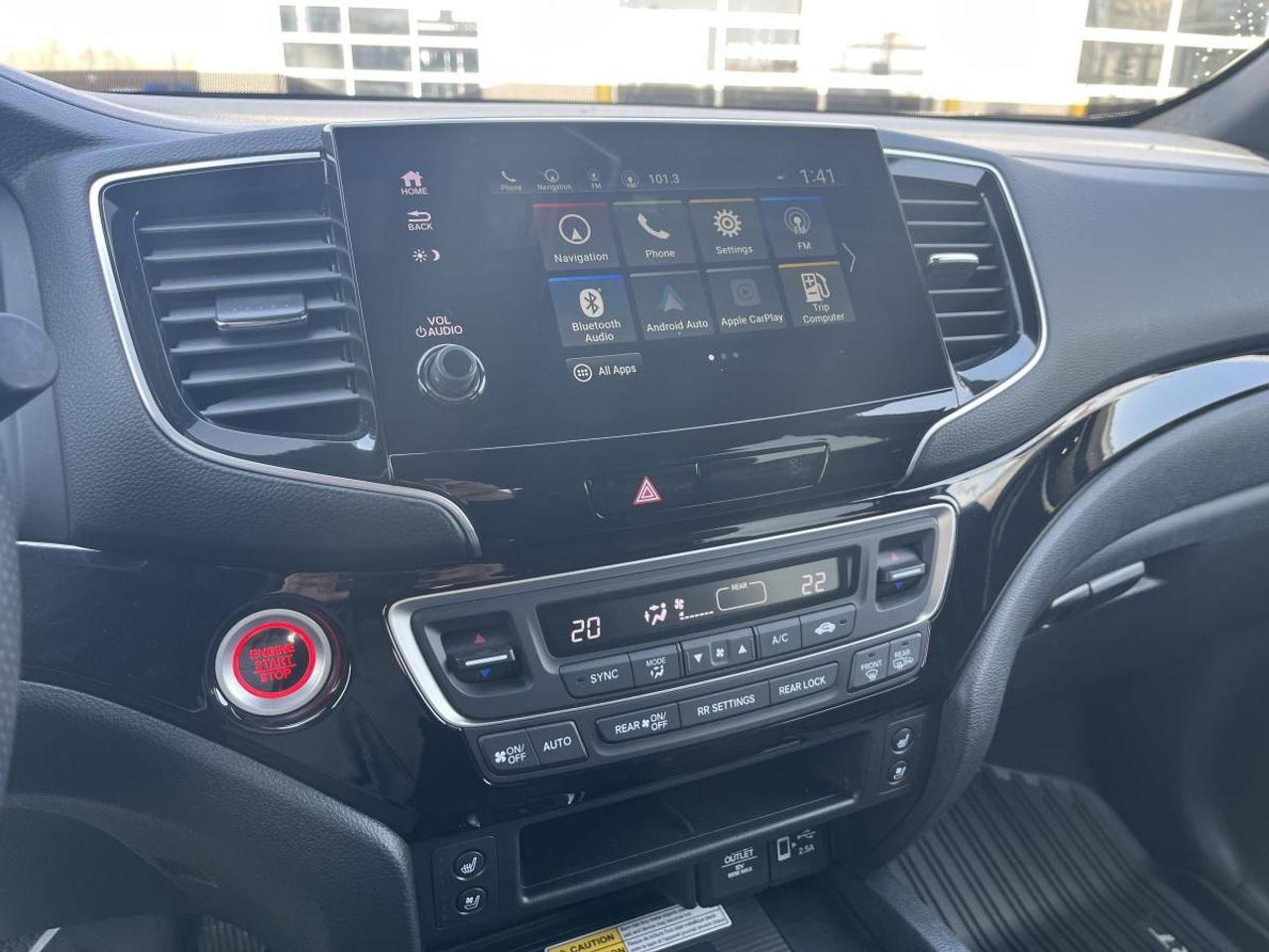 2023 Honda Passport Touring Photo