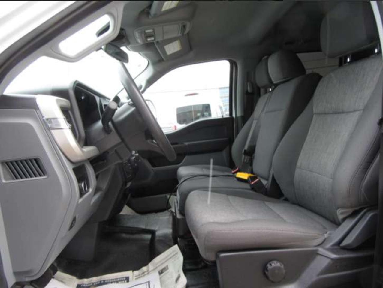 2024 Ford F-550 CREW CAB 4X4 DIESEL 12FT DUMP BOX Photo
