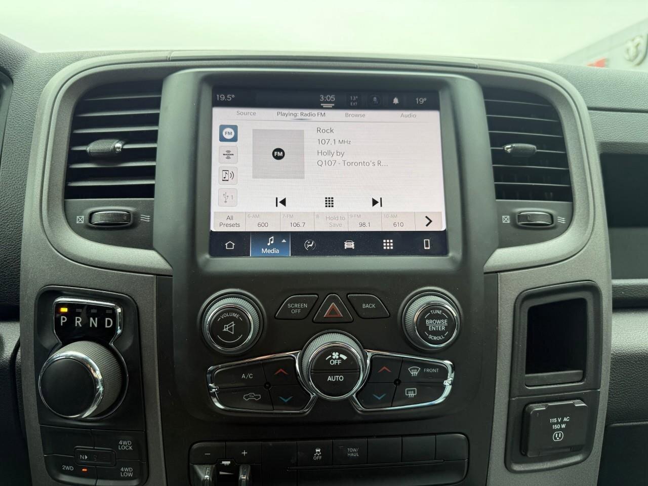 2022 RAM 1500 Classic  Photo