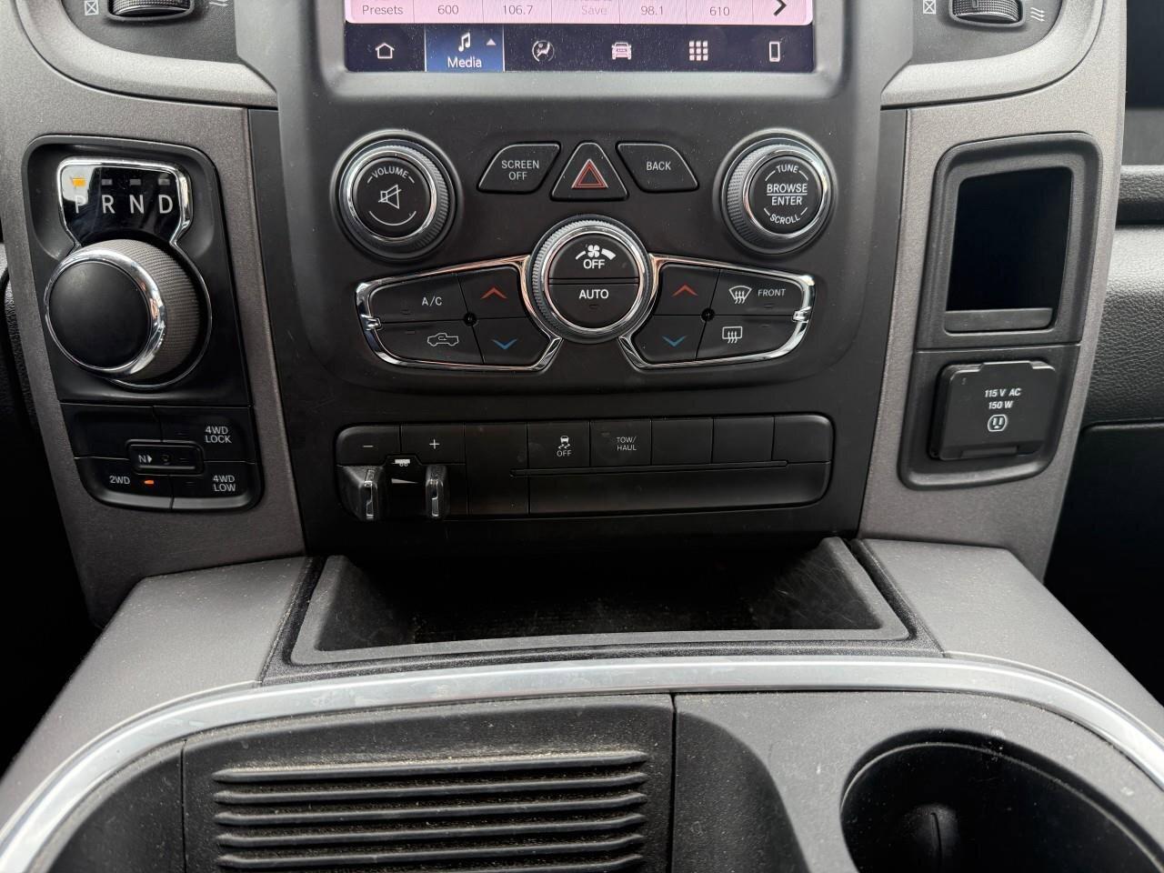2022 RAM 1500 Classic  Photo