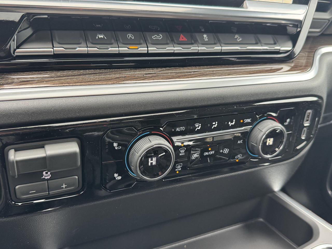 2026 Chevrolet Silverado 1500 RST Photo