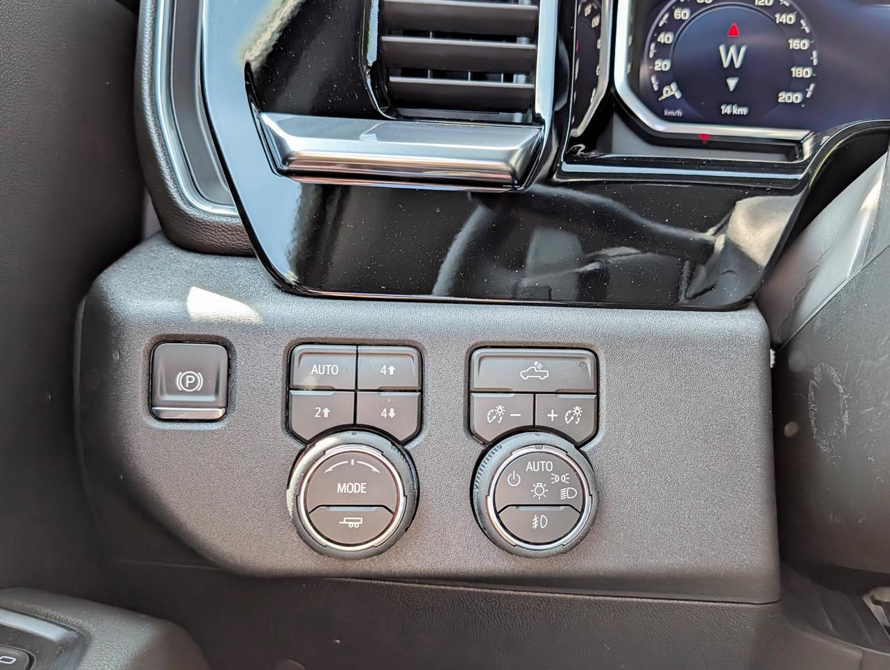 2026 Chevrolet Silverado 1500 RST Photo