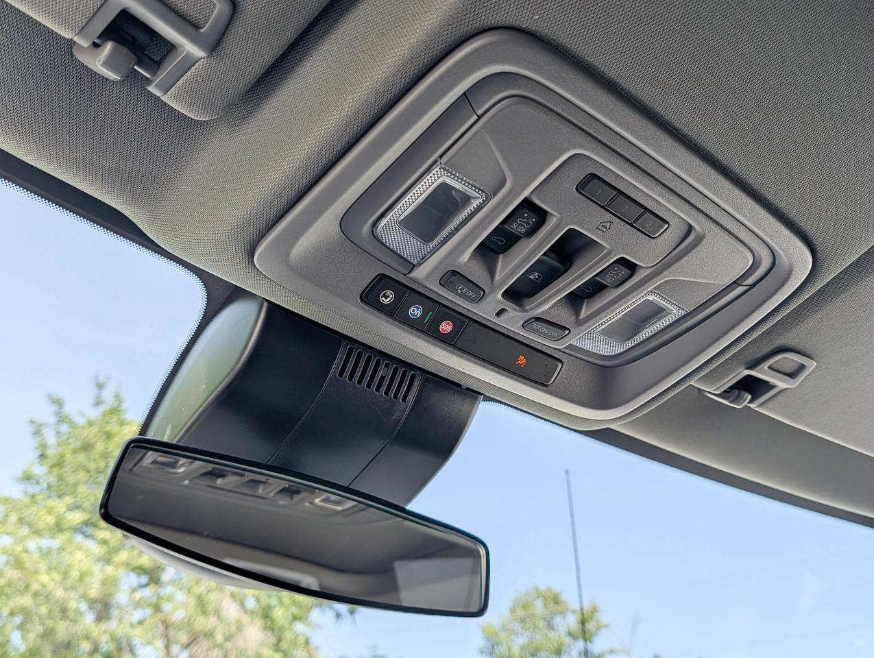 2026 Chevrolet Silverado 1500 RST Photo