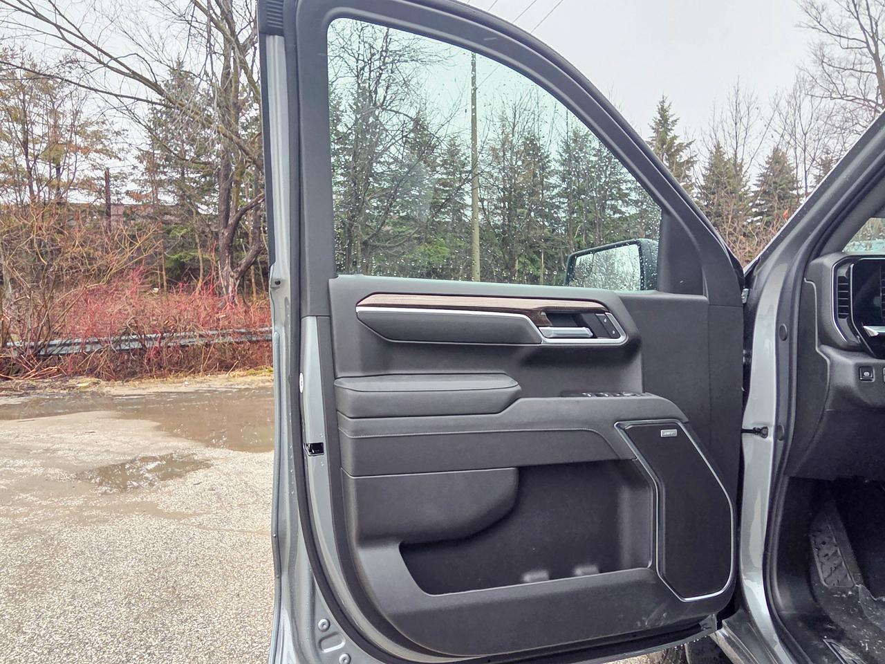 2026 Chevrolet Silverado 1500 RST Photo
