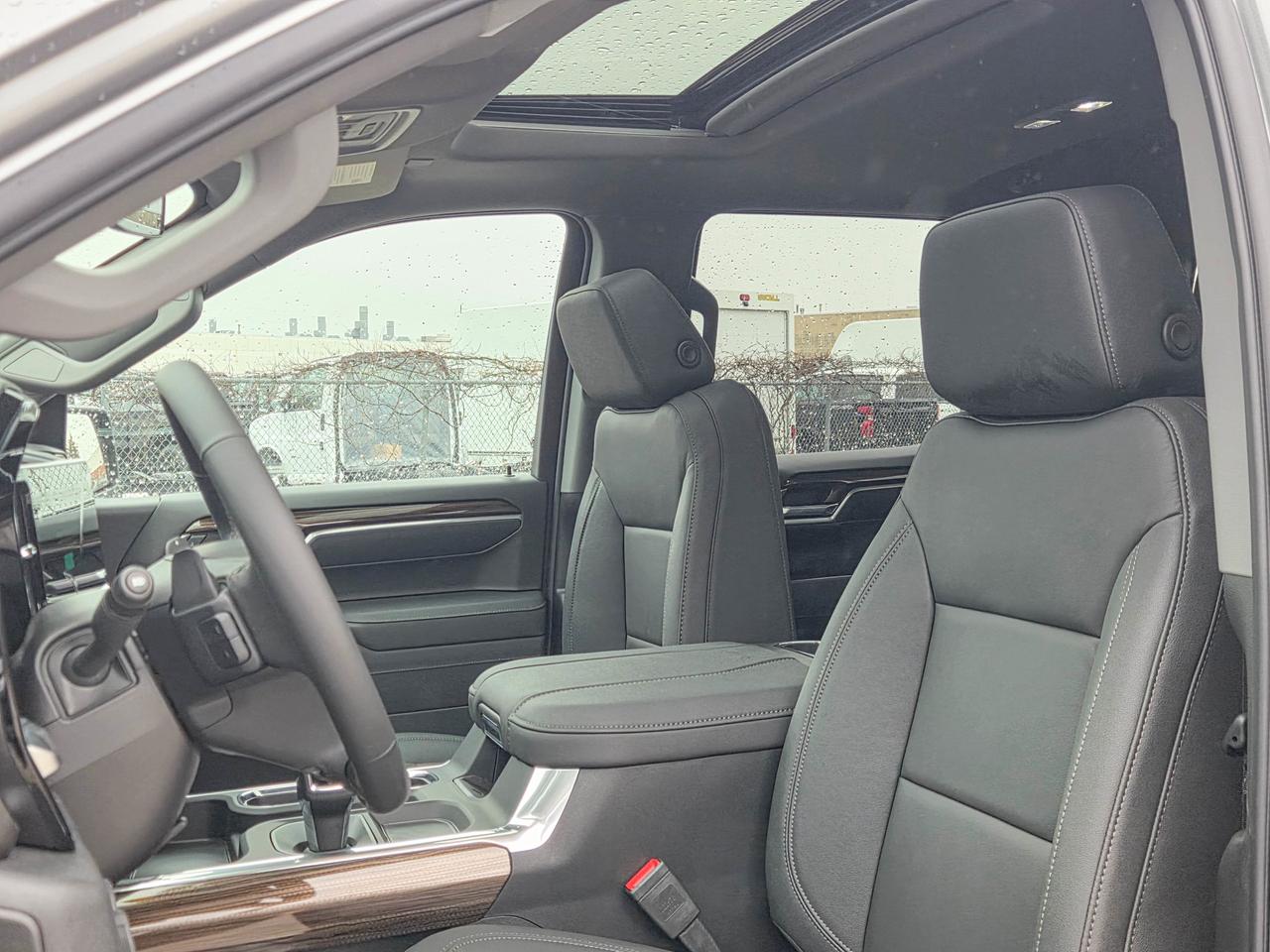 2026 Chevrolet Silverado 1500 RST Photo