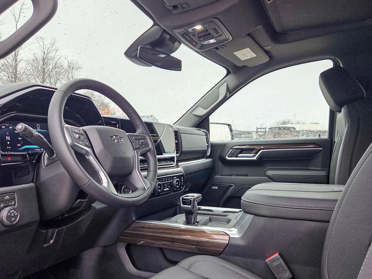 2026 Chevrolet Silverado 1500 RST Photo