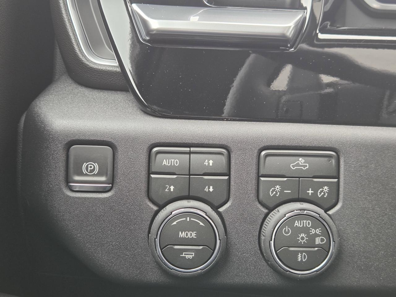 2026 Chevrolet Silverado 1500 RST Photo