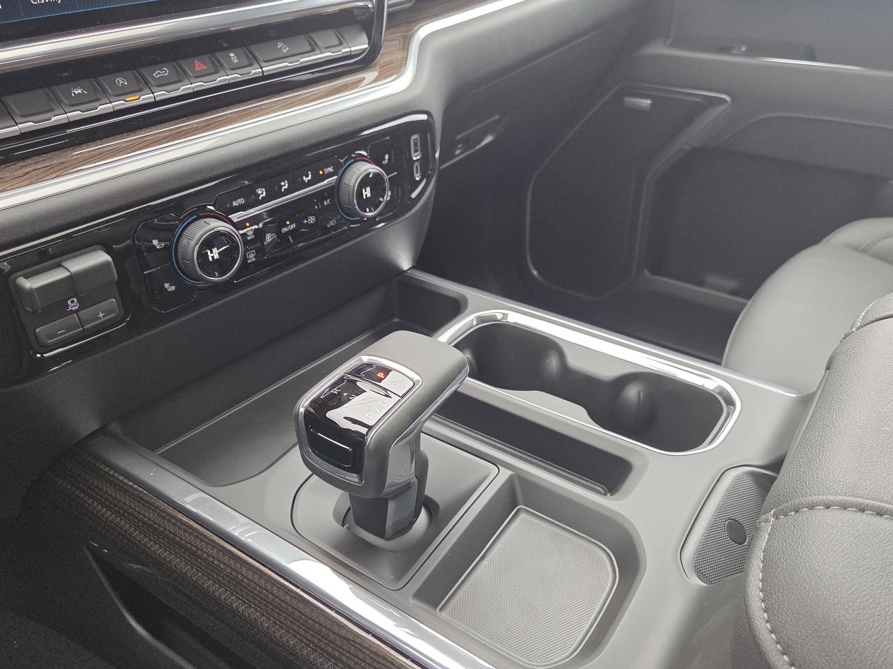2026 Chevrolet Silverado 1500 RST Photo