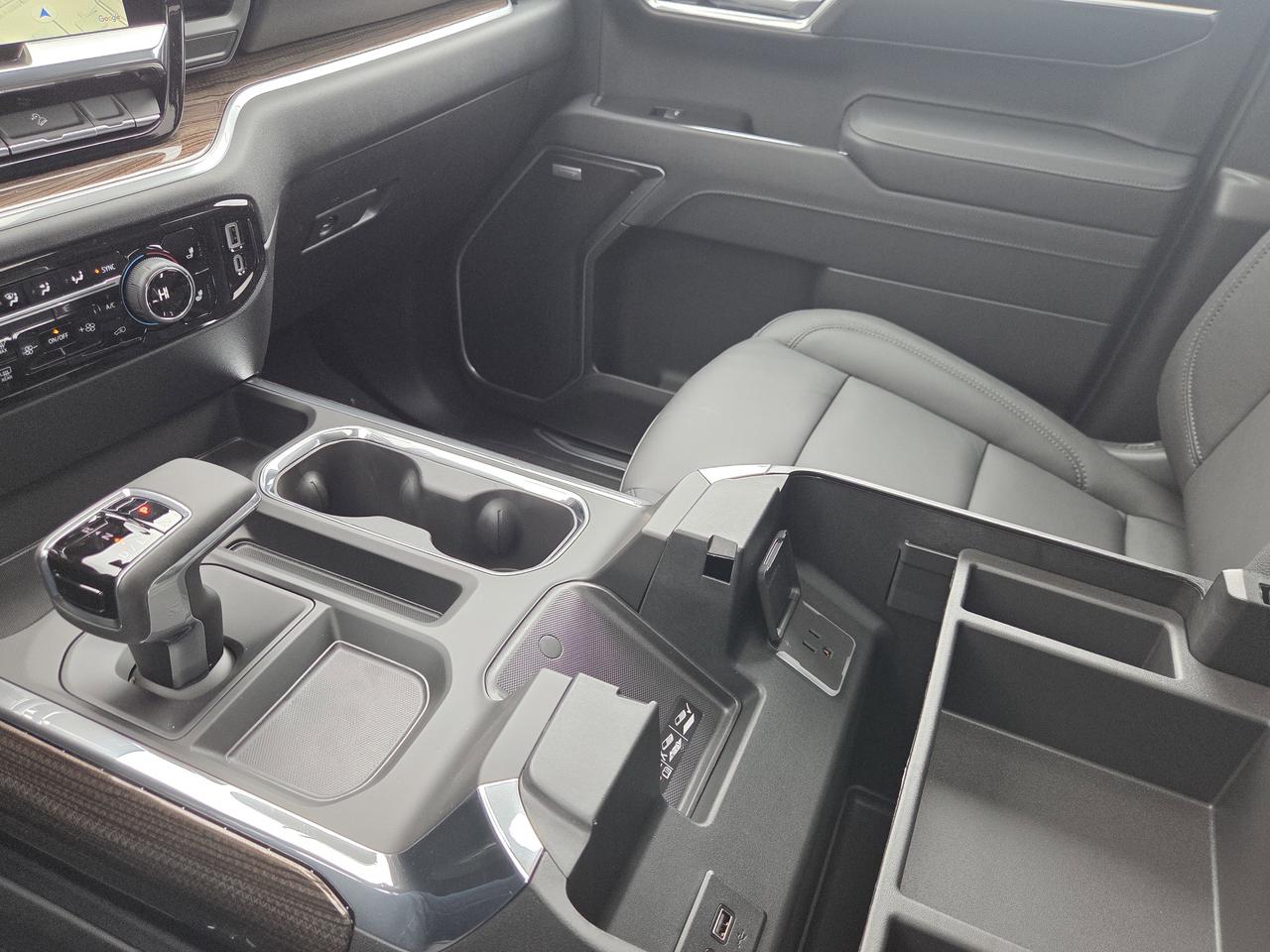 2026 Chevrolet Silverado 1500 RST Photo