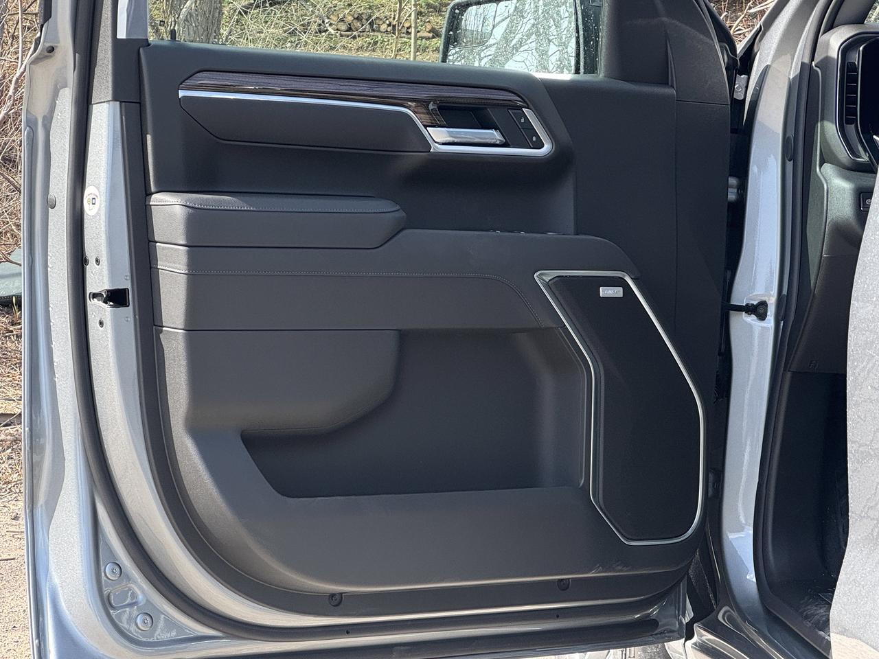 2026 Chevrolet Silverado 1500 RST Photo
