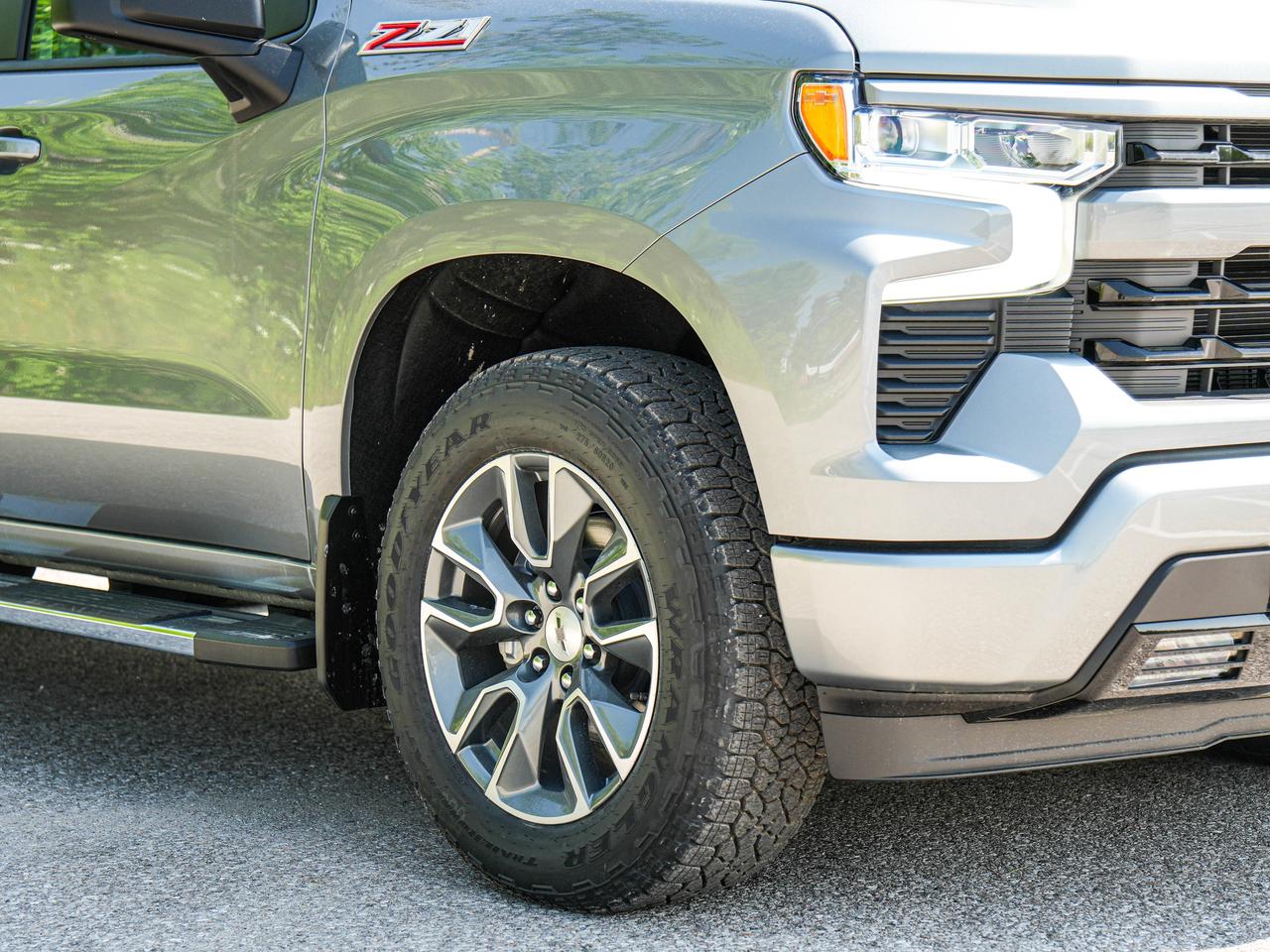 2026 Chevrolet Silverado 1500 RST Photo2