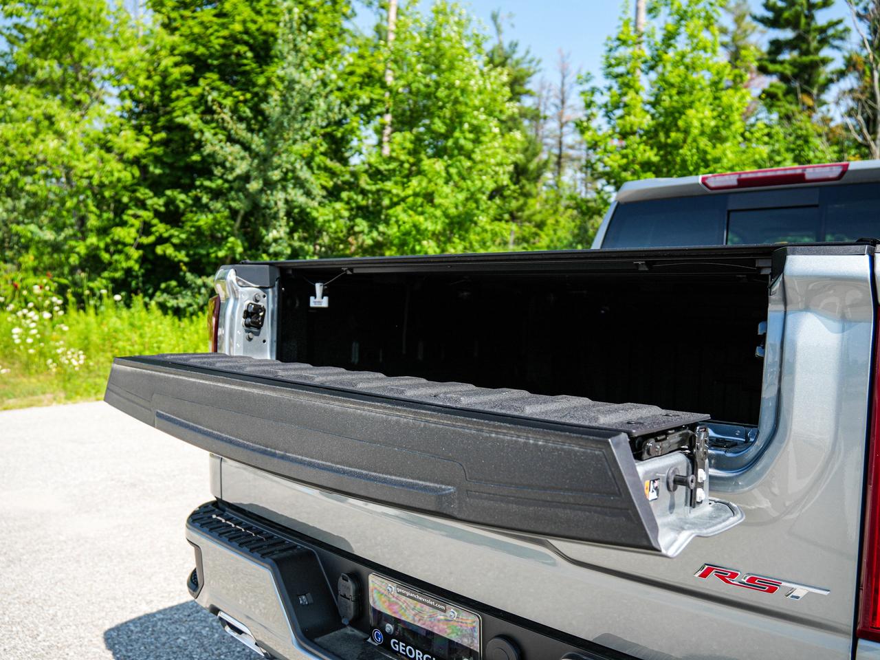 2026 Chevrolet Silverado 1500 RST Photo