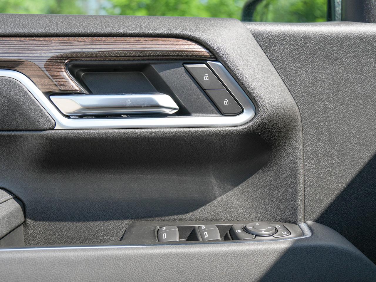 2026 Chevrolet Silverado 1500 RST Photo