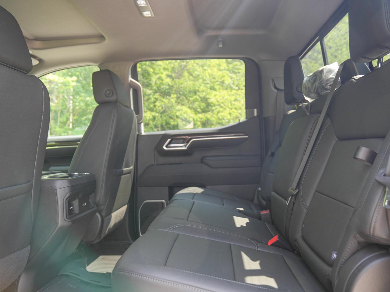 2026 Chevrolet Silverado 1500 RST Photo