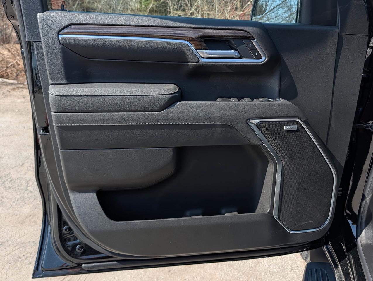 2026 Chevrolet Silverado 1500 RST Photo