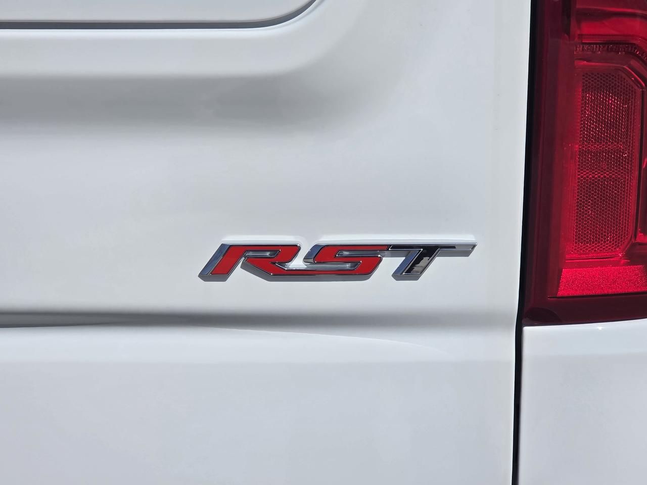 2026 Chevrolet Silverado 1500 RST Photo
