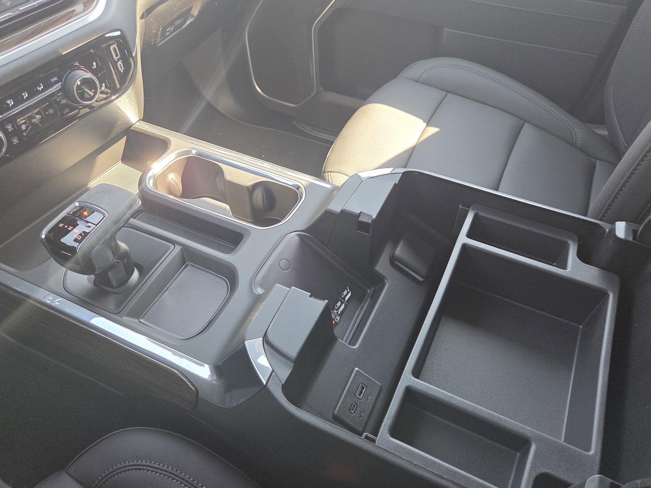 2026 Chevrolet Silverado 1500 RST Photo