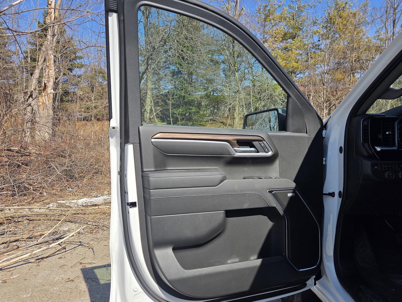 2026 Chevrolet Silverado 1500 RST Photo