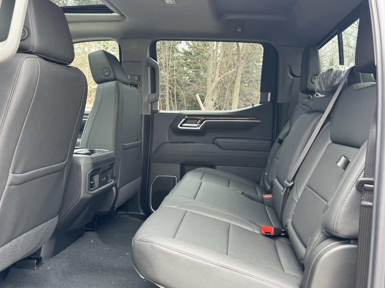 2026 Chevrolet Silverado 1500 RST Photo