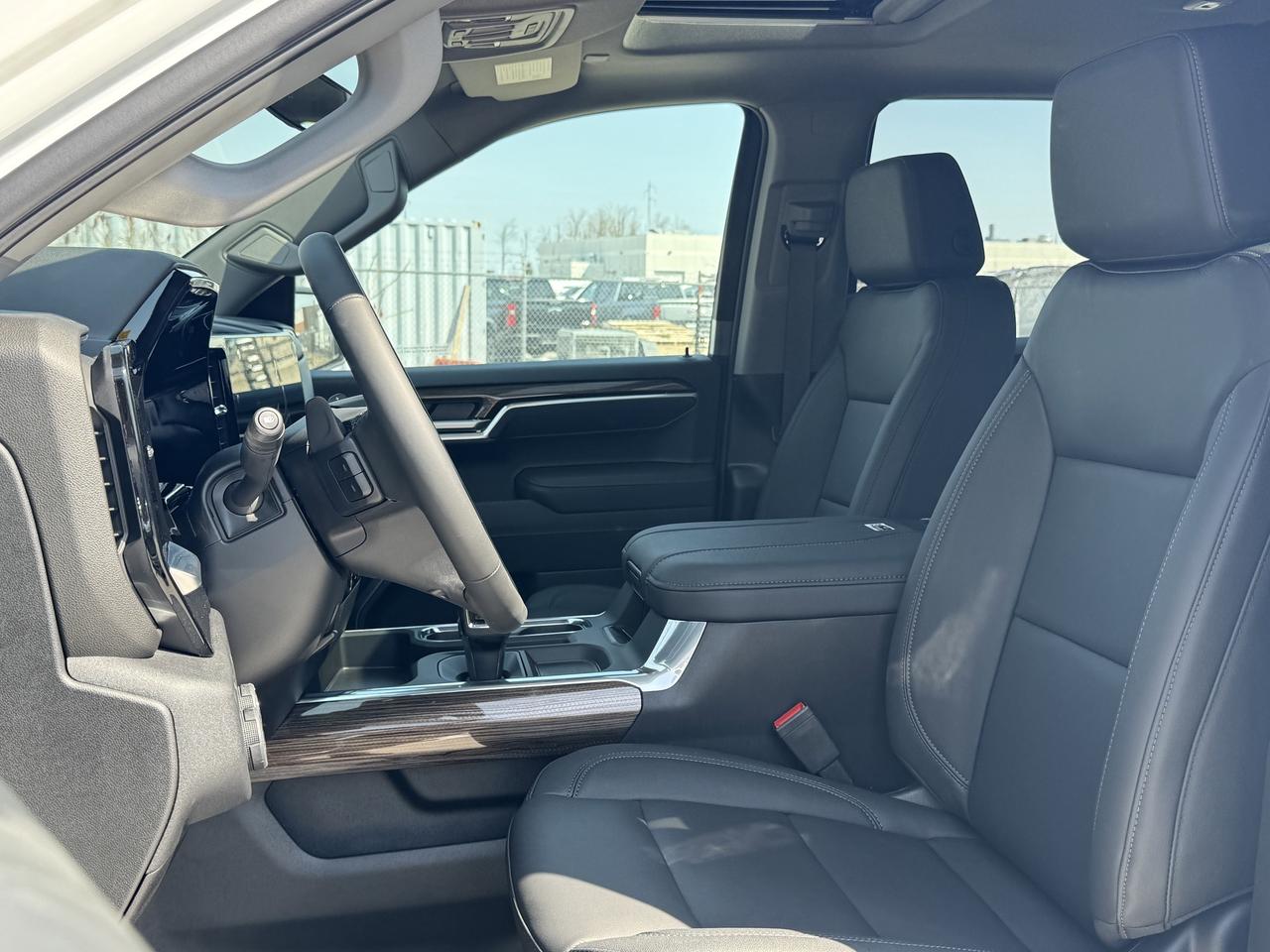 2026 Chevrolet Silverado 1500 RST Photo