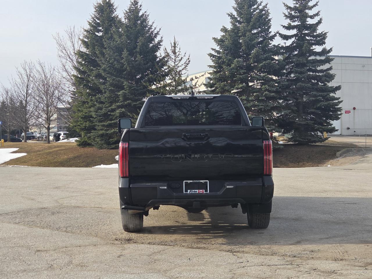 2022 Toyota Tundra Platinum Hybrid Photo