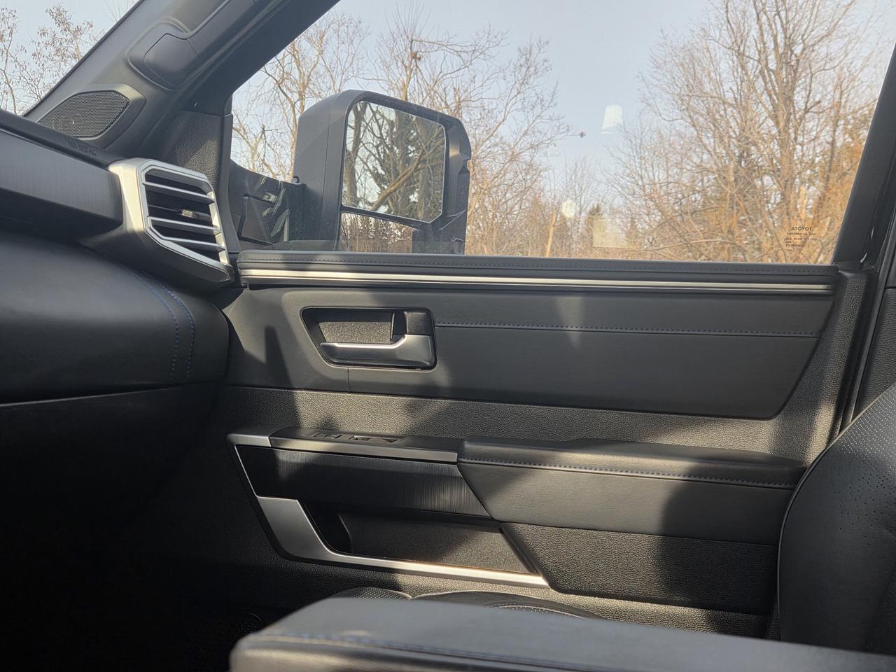 2022 Toyota Tundra Platinum Hybrid Photo