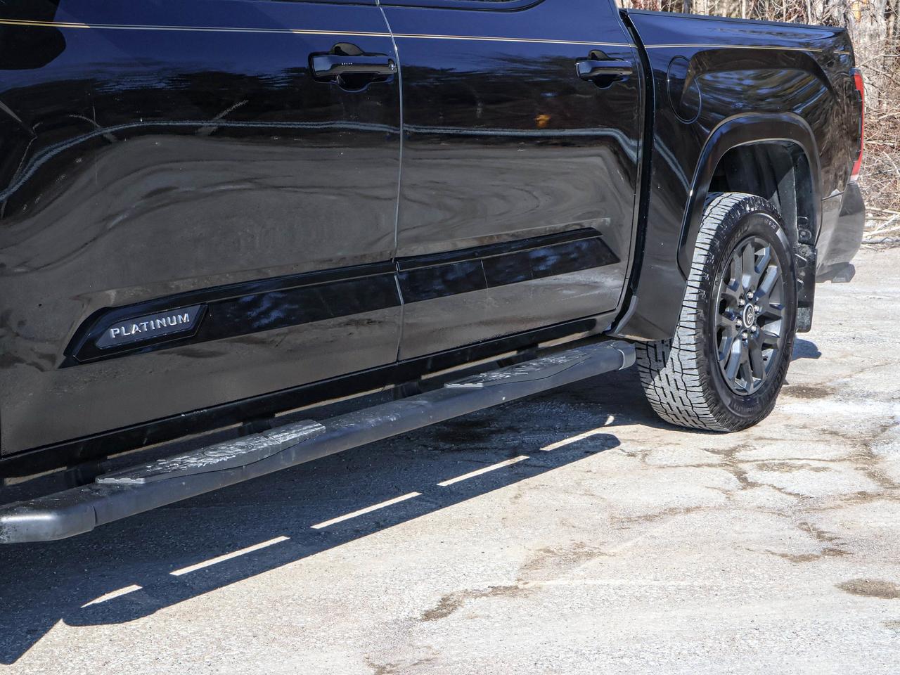 2022 Toyota Tundra Platinum Hybrid Photo