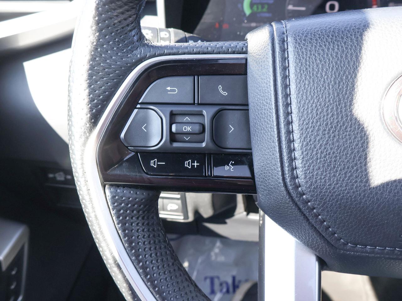 2022 Toyota Tundra Platinum Hybrid Photo