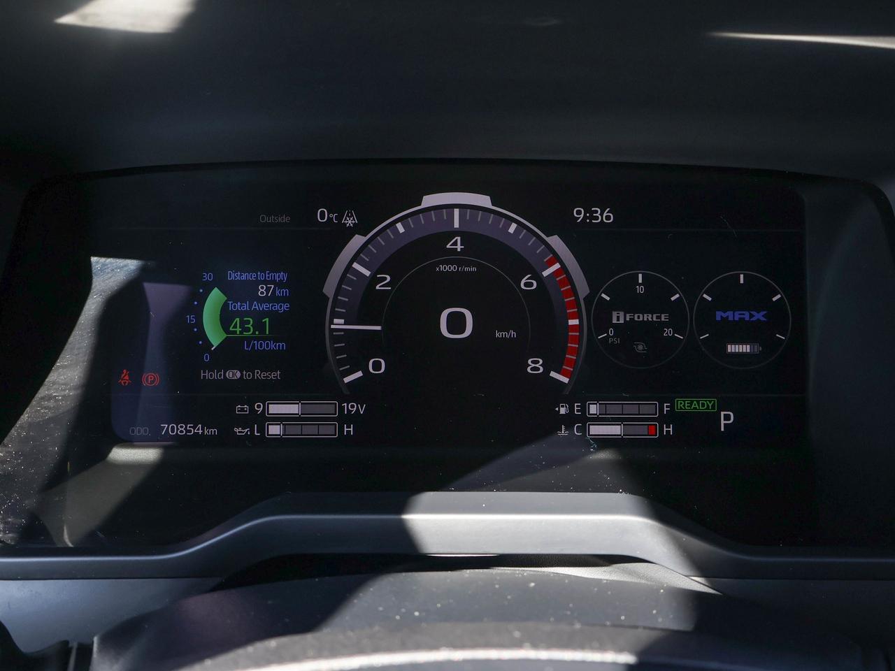 2022 Toyota Tundra Platinum Hybrid Photo