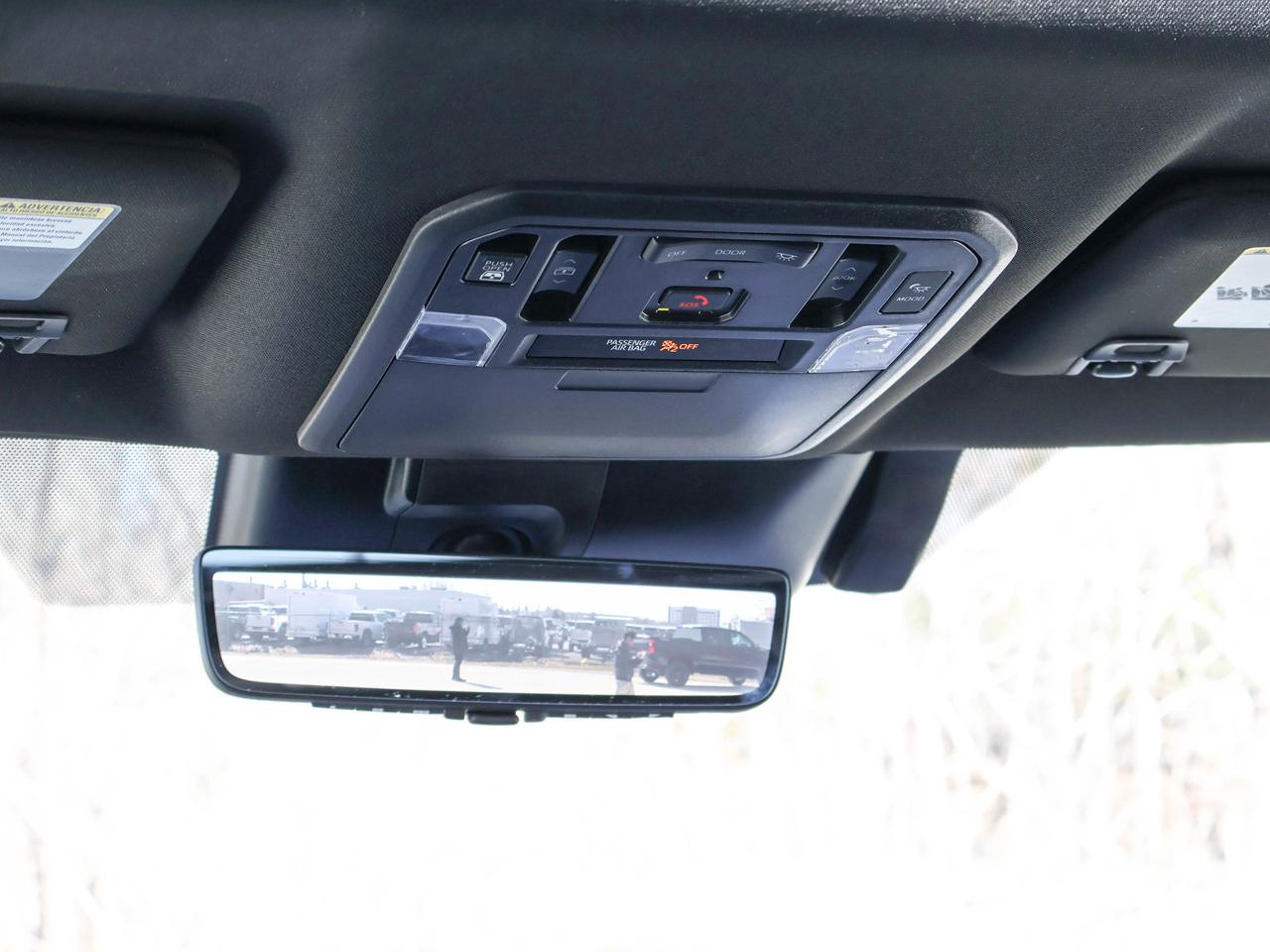 2022 Toyota Tundra Platinum Hybrid Photo