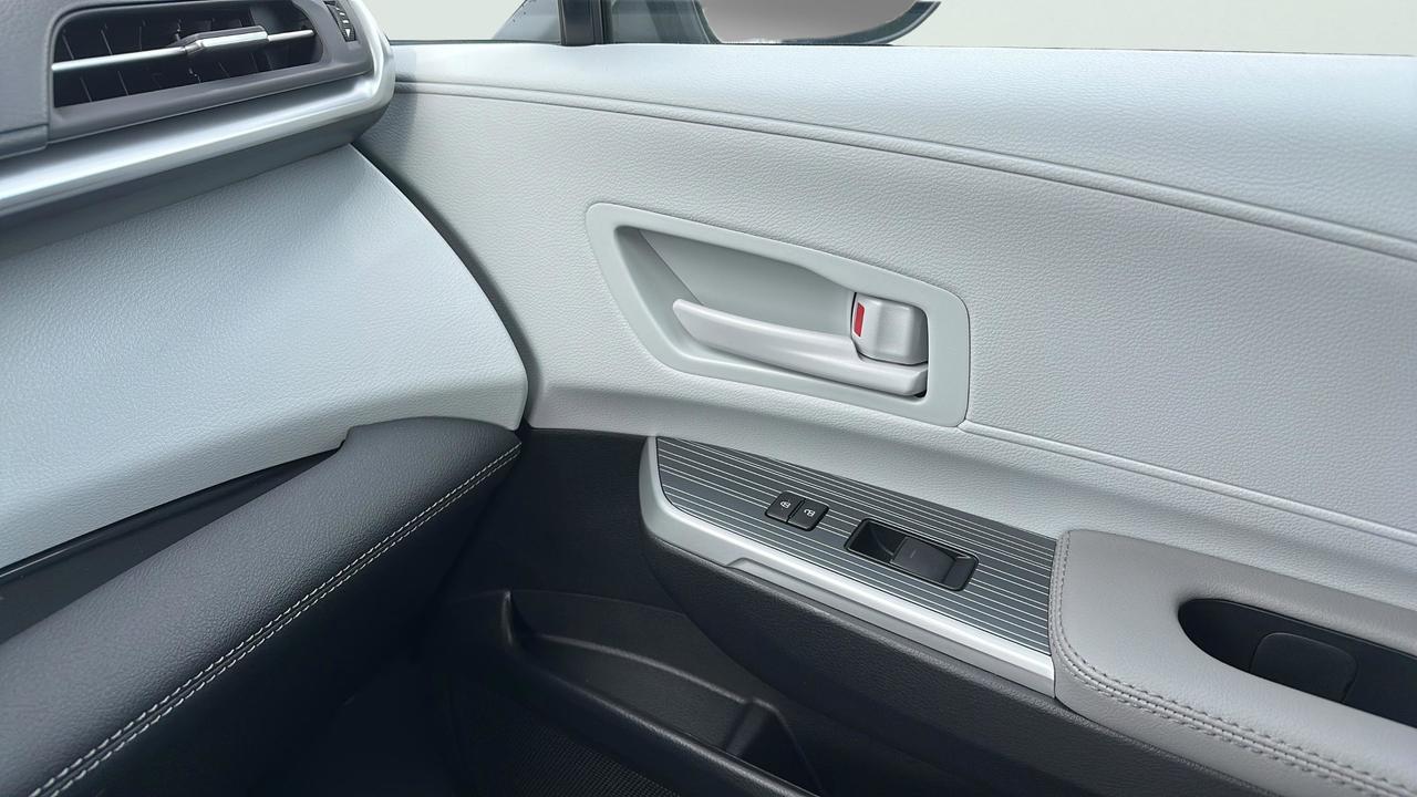 2025 Toyota Sienna  Photo