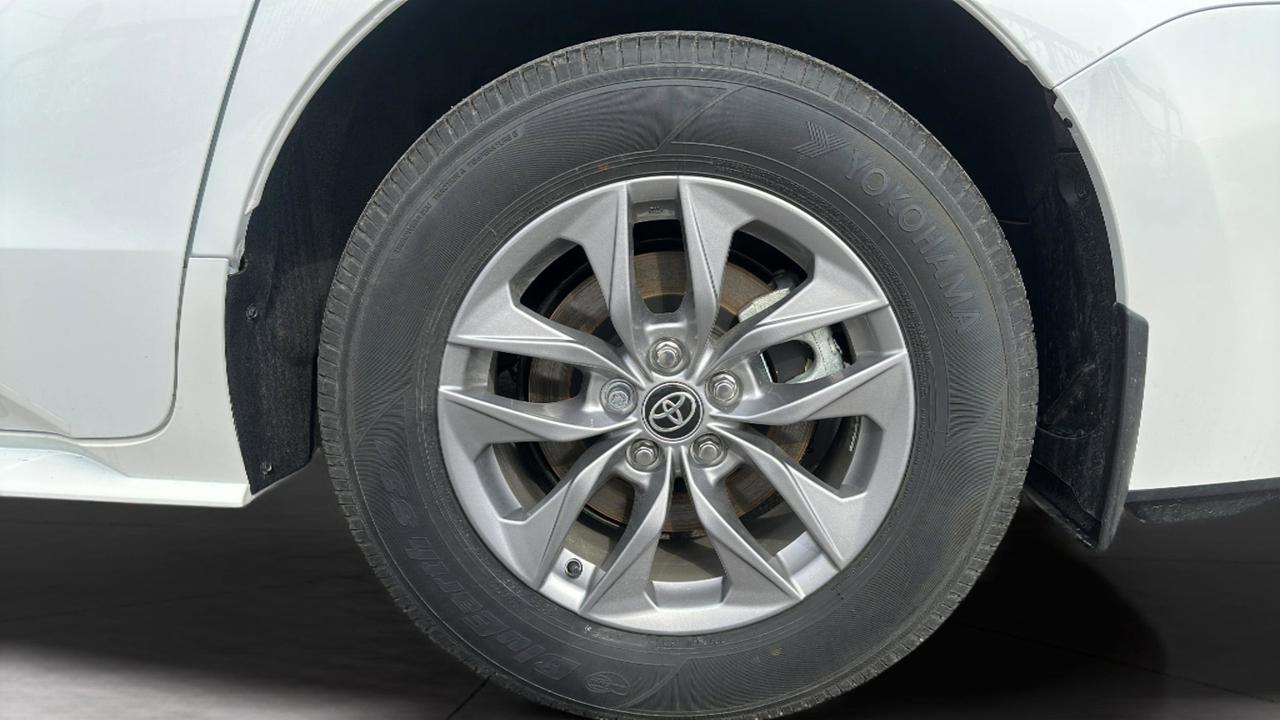 2025 Toyota Sienna  Photo
