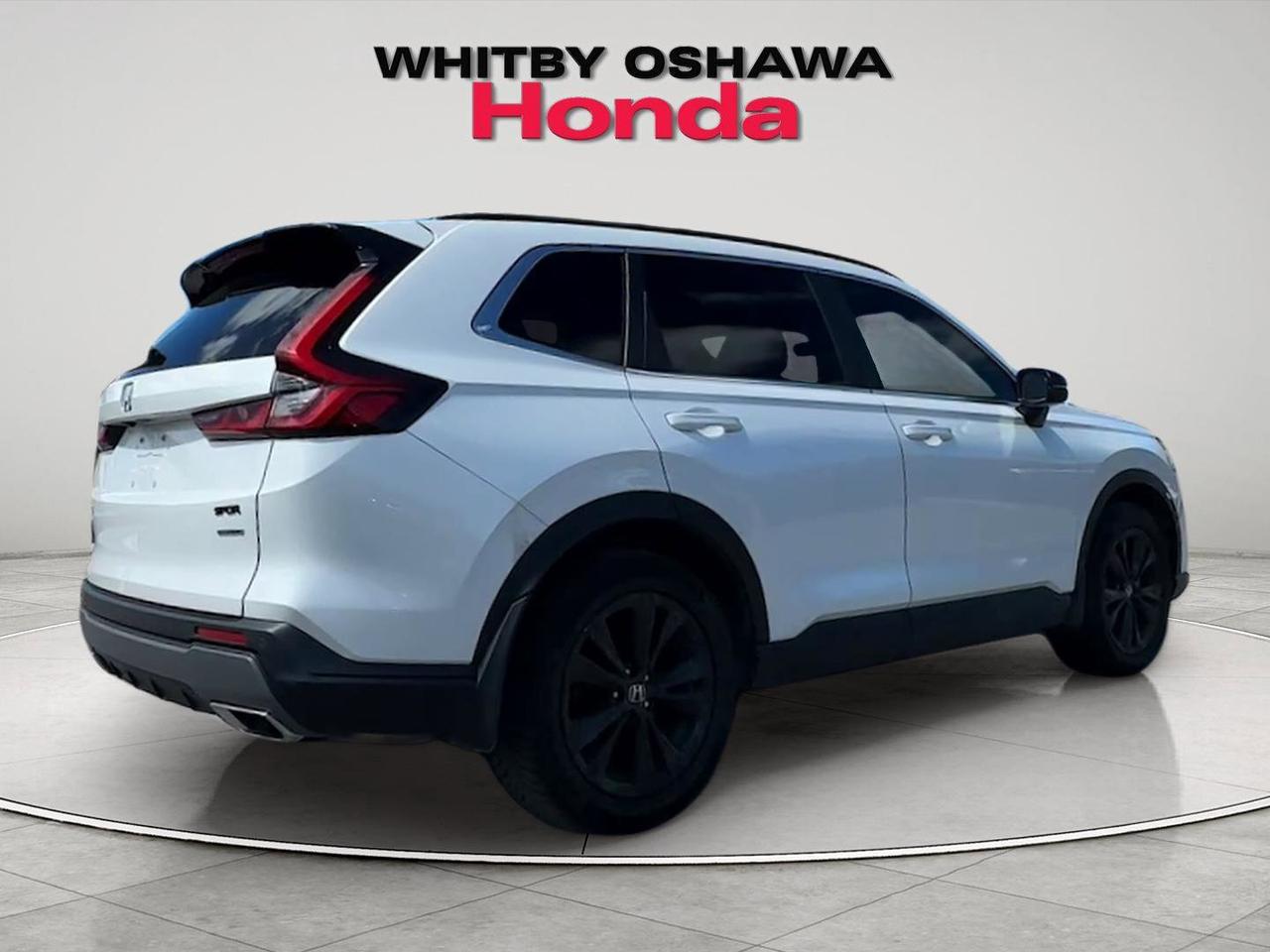 2023 Honda CR-V Hybrid Touring AWD Photo