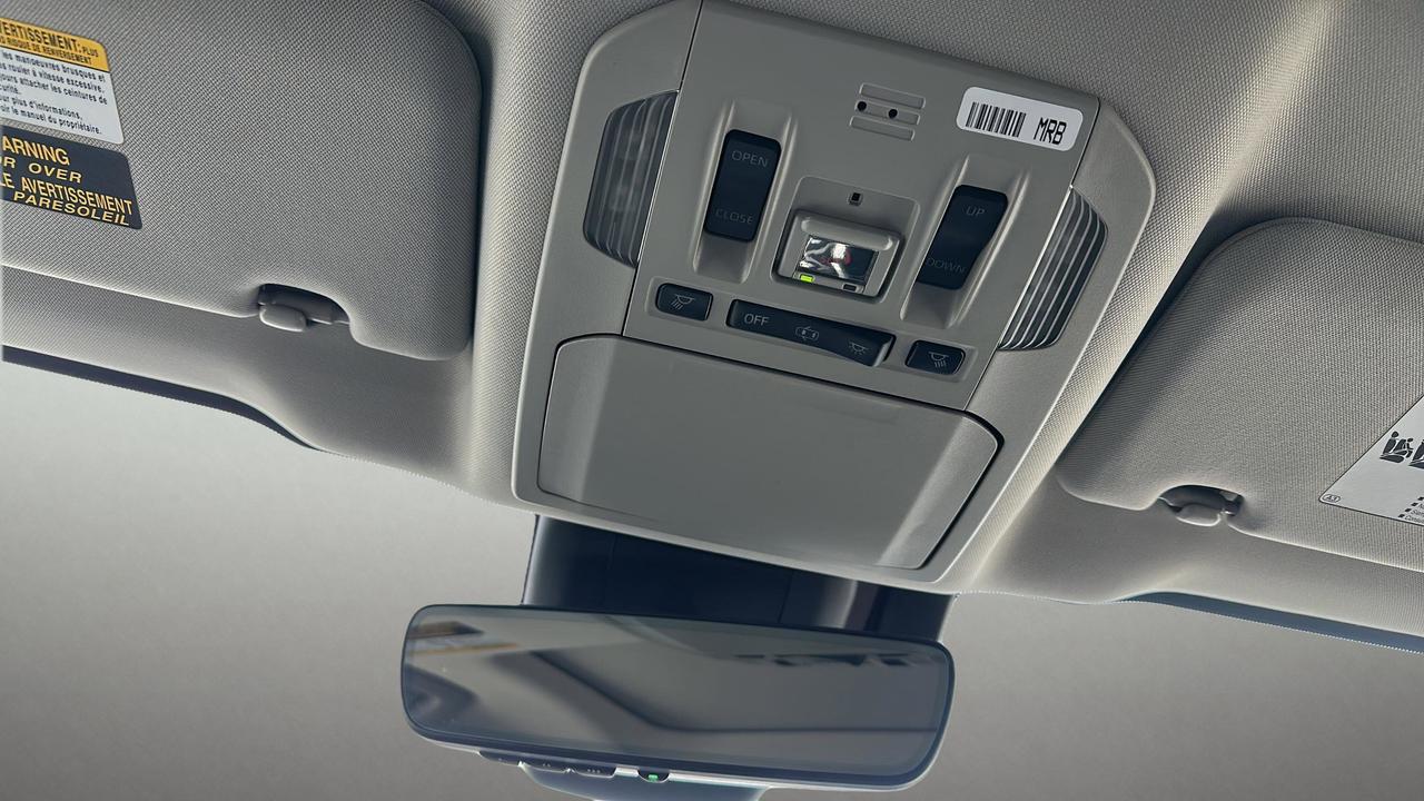 2020 Toyota Highlander Hybrid  Photo