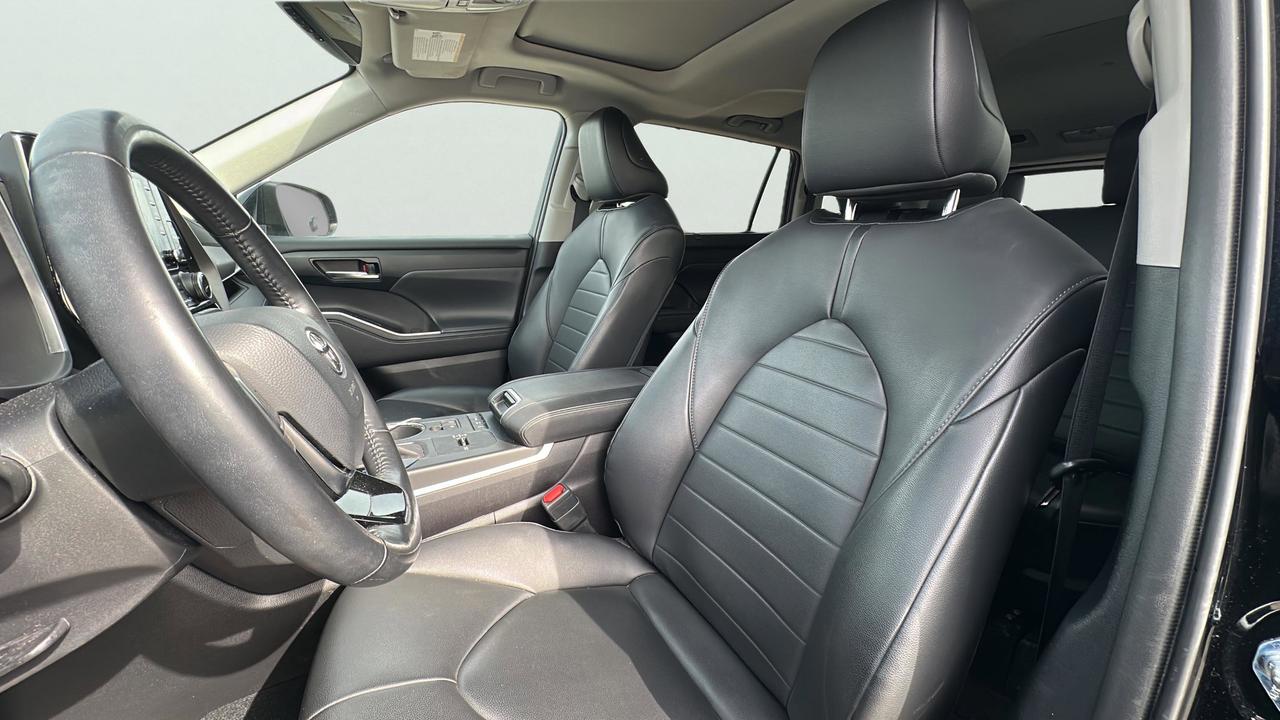 2020 Toyota Highlander Hybrid  Photo