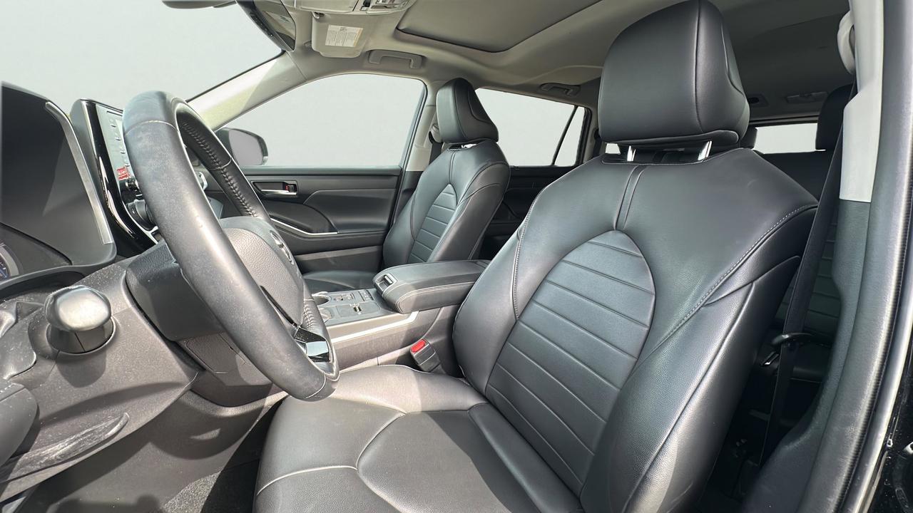 2020 Toyota Highlander Hybrid  Photo