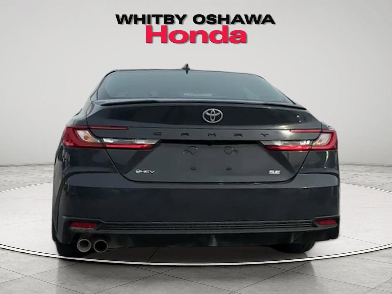 2025 Toyota Camry SE CVT Photo