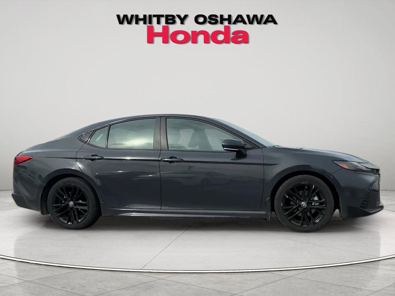 2025 Toyota Camry SE CVT Photo