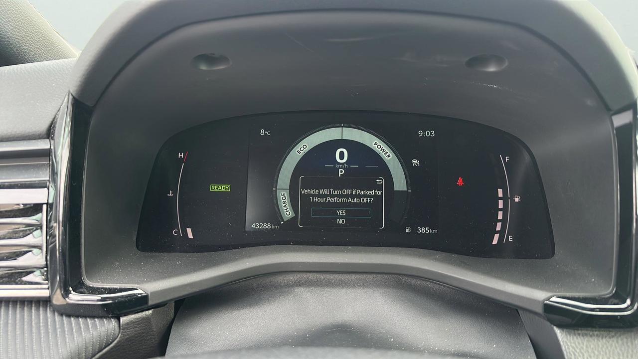 2025 Toyota Camry SE CVT Photo