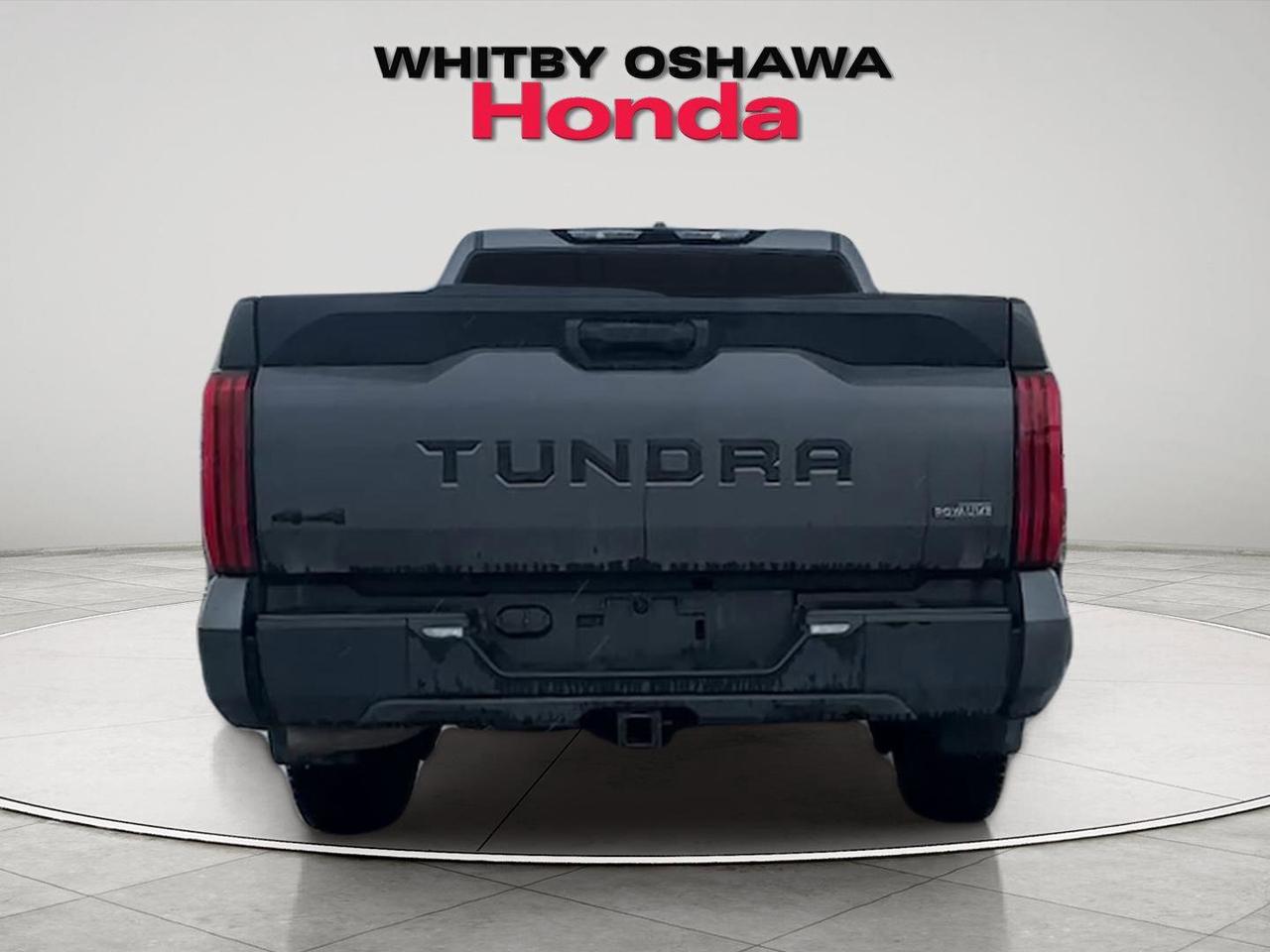 2022 Toyota Tundra 4x4 Crewmax SR Photo3
