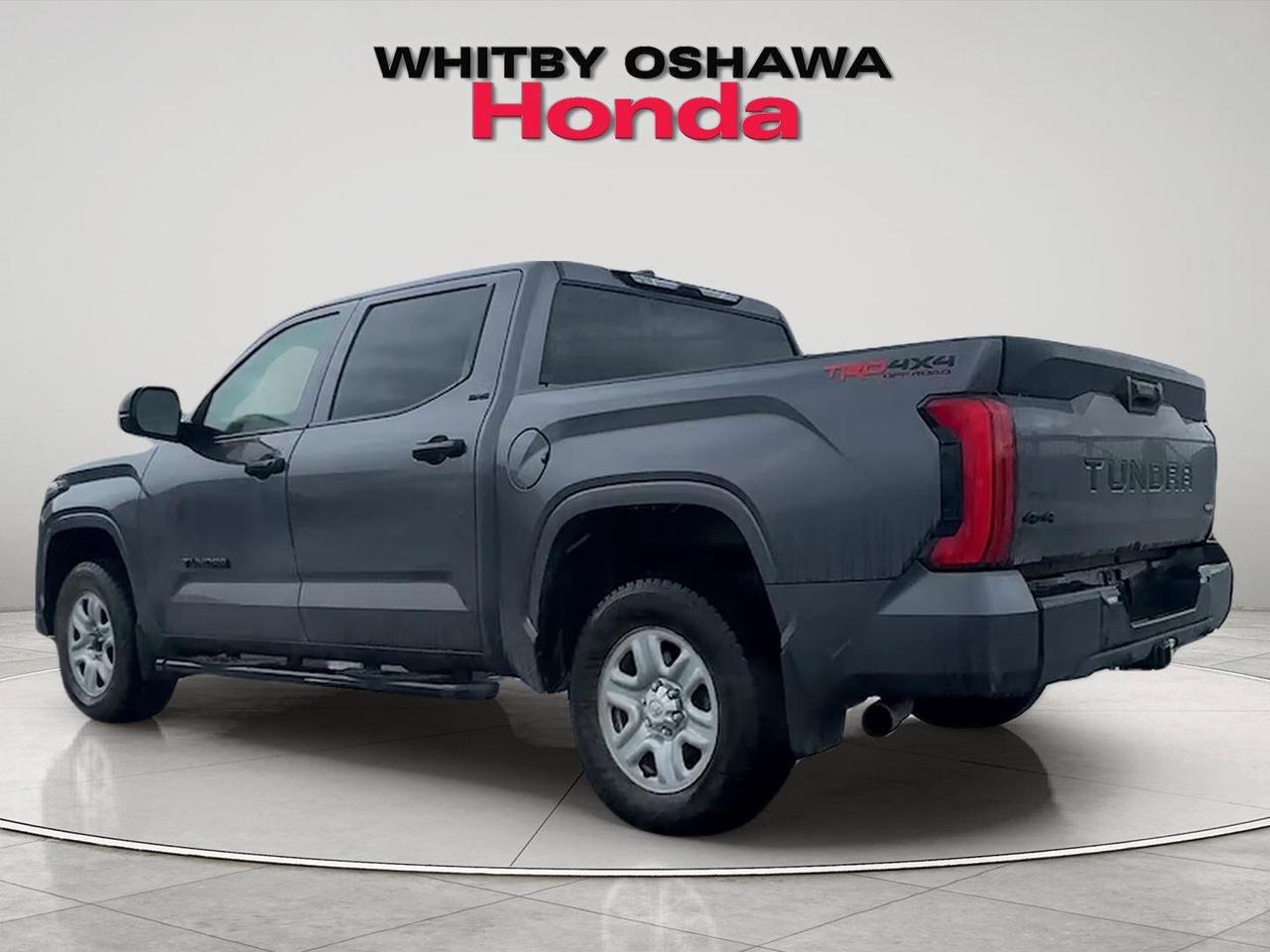 2022 Toyota Tundra 4x4 Crewmax SR Photo2