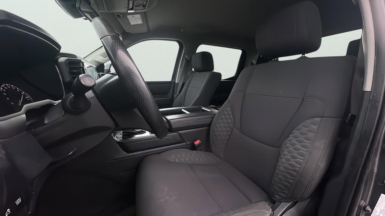 2022 Toyota Tundra 4x4 Crewmax SR Photo
