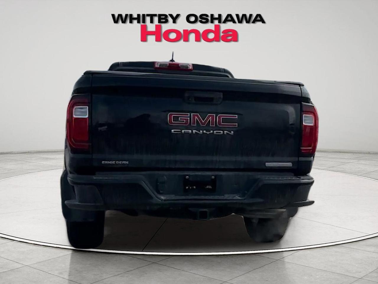 2023 GMC Canyon  Photo3